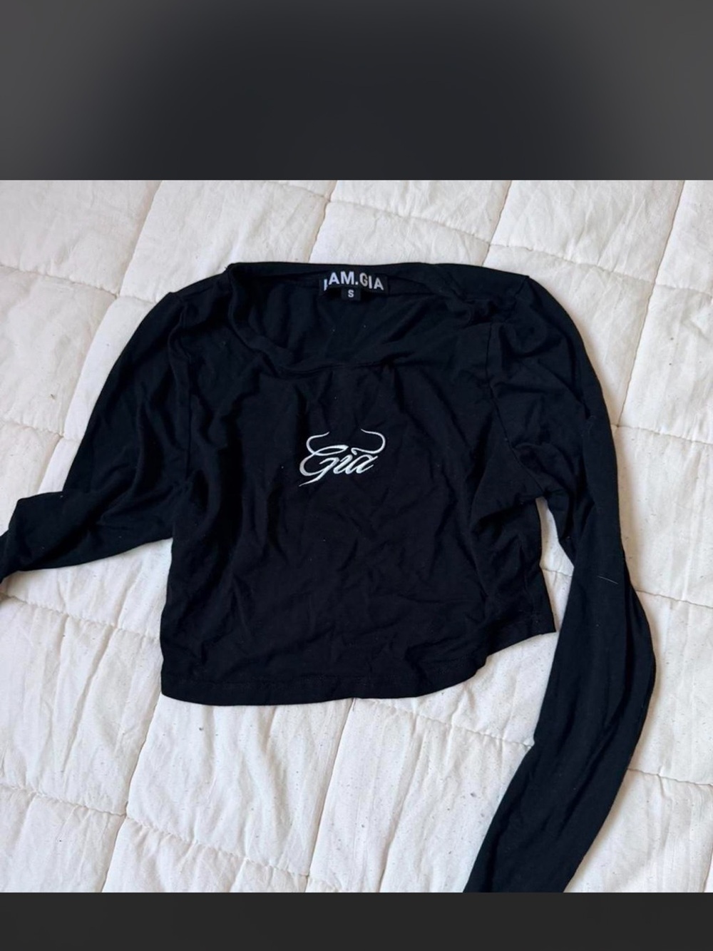 I.AM.GIA Black 'Gia' Script Long Sleeve Crop Top